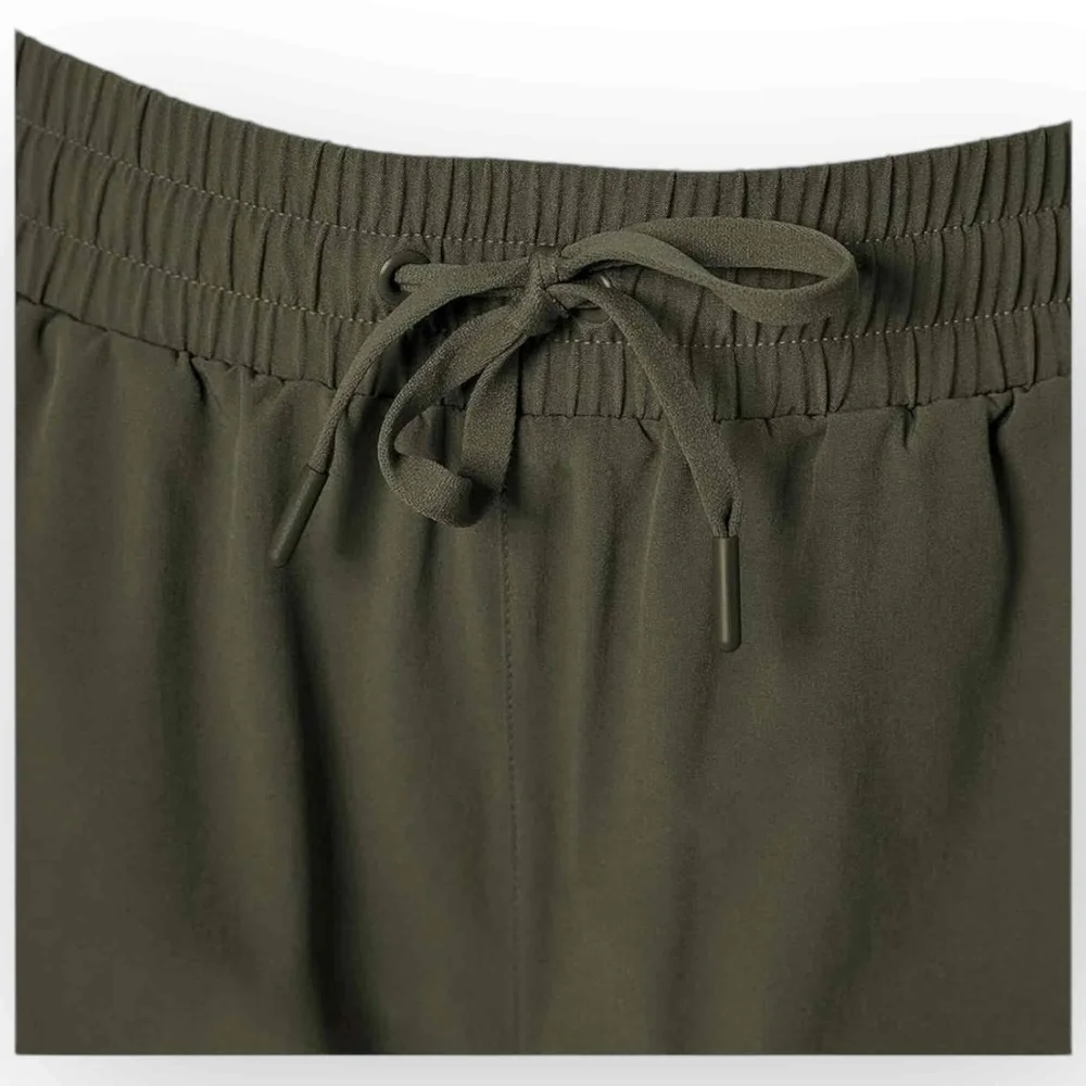 Mondetta Women Olive Green Moisture Wicking Woven Paper Bag Waist Shorts M 552M